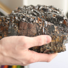 Another One Bites the Rust: Is Rust on Shungite Stones Harmful?